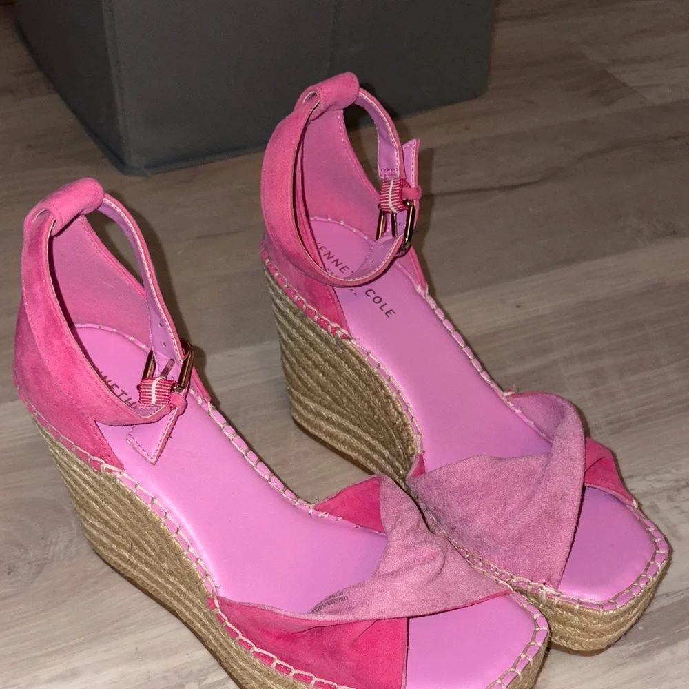 #184 Kenneth Cole Sol Espadrille Wedge Sandals high heel W sz 8 NWOT